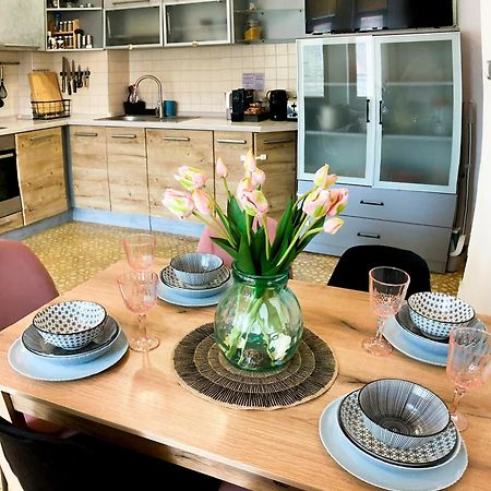 Two Bedroom Apartment -Welcome To Burgas- Top Location, Central Station, Main Walking Street, Sea Garden, Near The Beach Экстерьер фото
